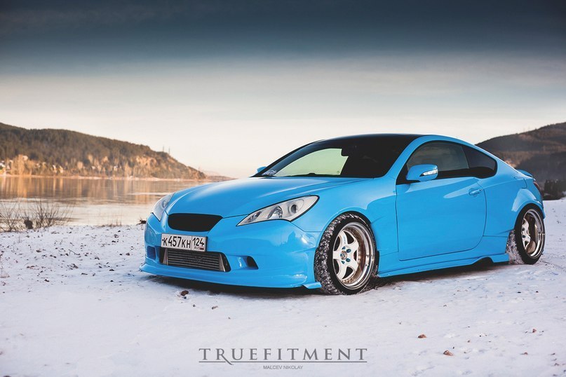 Hyundai Genesis Coupe. - 2