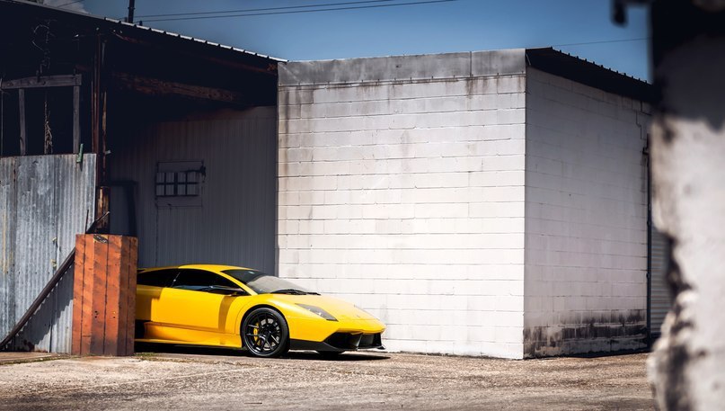 Lamborghini Murcielago.