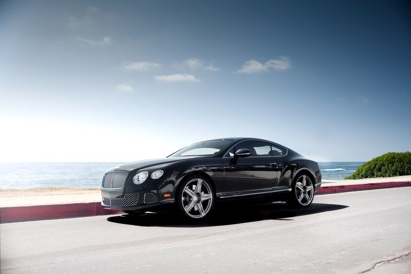 Bentley Continental GT.