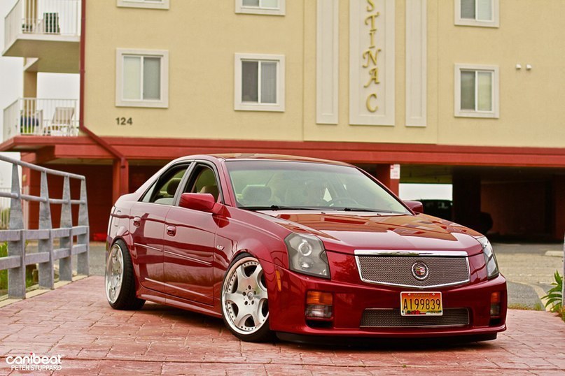 Cadillac CTS-V.