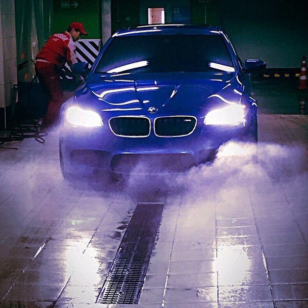 BMW M5 (F10) Monte Carlo Blue metal - 5