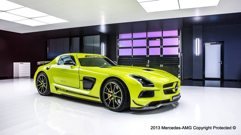 Mercedes-Benz SLS AMG Black Series. - 4