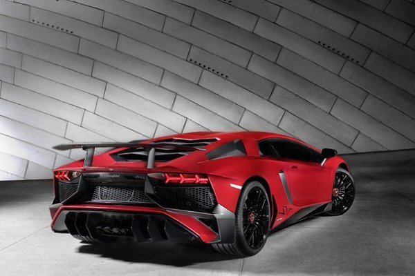 Lamborghini Aventador LP 750-4 SV - 4