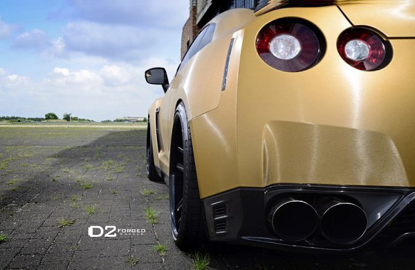 Nissan GT-R. - 8