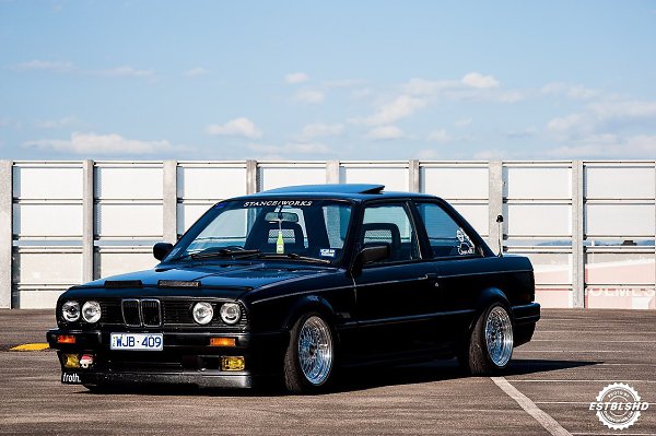 BMW 3 Series E30 - 5