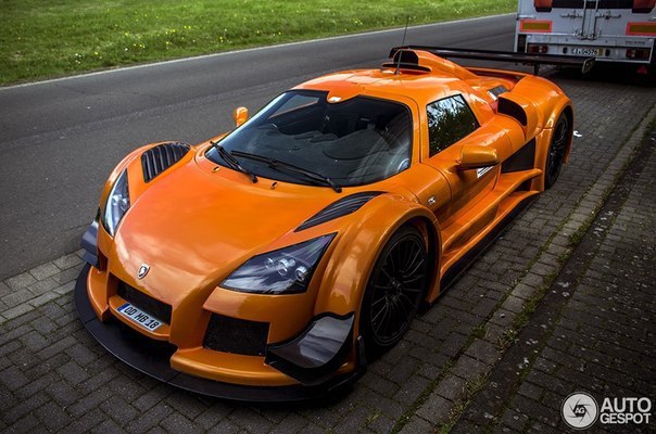 Gumpert Apollo Sport