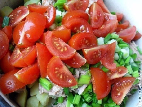 Салат с тунцом