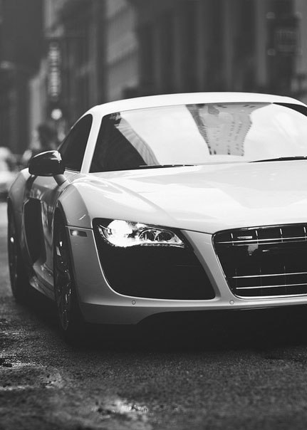-,    R8 - 3