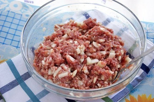 ЧЕБУРЕКИ НА КЕФИРЕ.Ингредиенты: 1 ст. кефира 1 яйцо соль по вкусу муки сколько ... - 5