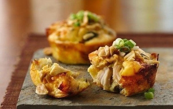 Маффины с овощами.на 100грамм - 95.87 ккалБ/Ж/У - 9.8/4.94/3.17Ингредиенты:- фарш из филе индейки - ...