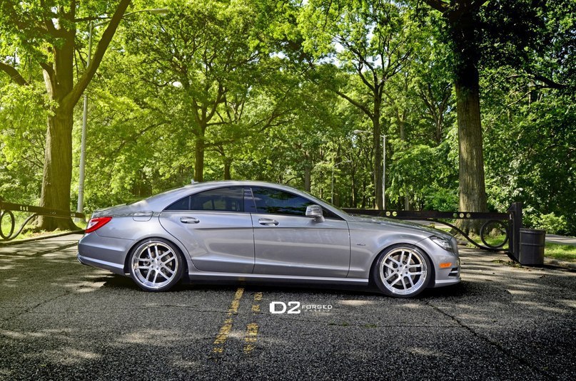 Mercedes-Benz CLS 550. - 5