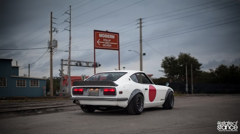 Datsun 240Z. - 4