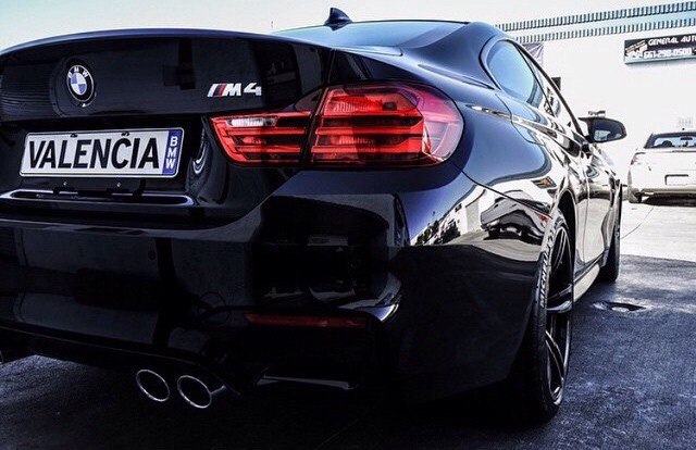 BMW M4 F82