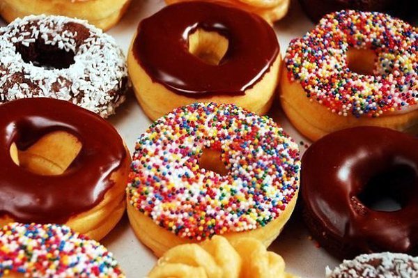 Пончики с глазурью (американский рецепт как в «Dunkin Donuts»).Время приготовления 2 ...