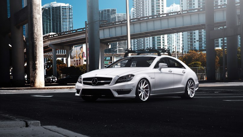 Mercedes-Benz CLS 63 AMG.