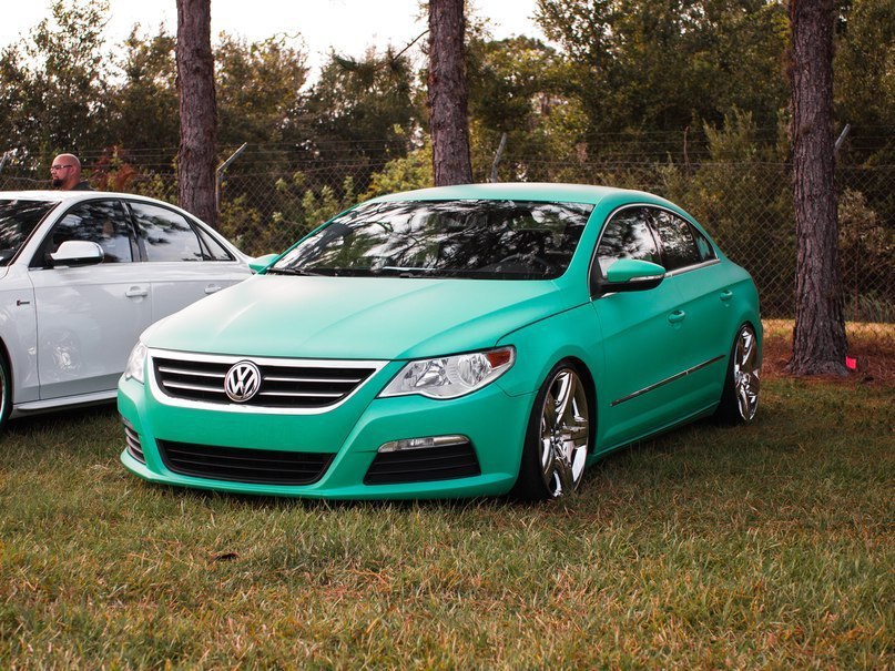 Volkswagen Passat CC.