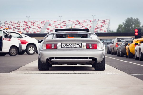 Lotus Esprit. - 4