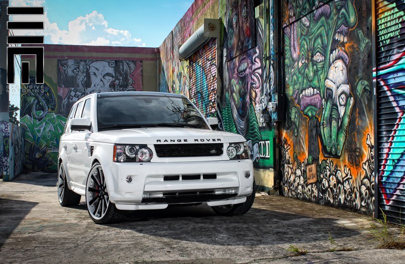 Land Rover Range Rover Sport.