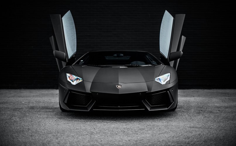 Lamborghini Aventador.