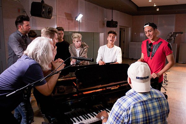 Бесплатное шестинедельное обучение для музыкантов со всего мира (вокалистов, гитаристов, ... - 7