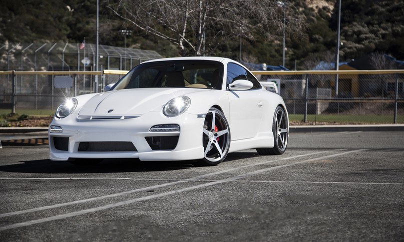 Porsche 911 Carrera S.