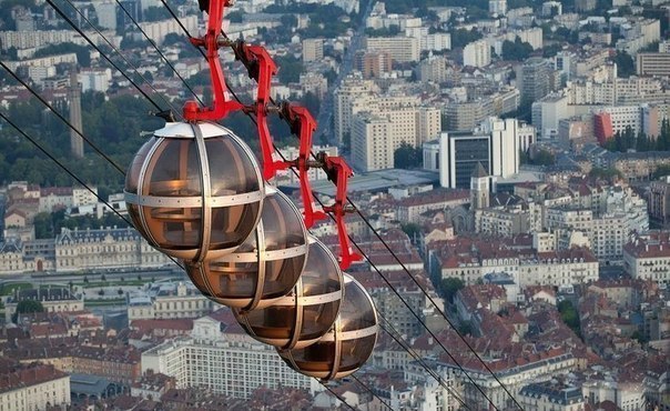 Планы: 11 лучших новых аттракционов Петербурга.Диснейленд, единственная в Петербурге канатная ...
