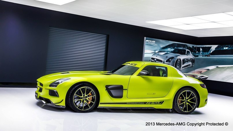 Mercedes-Benz SLS AMG Black Series.