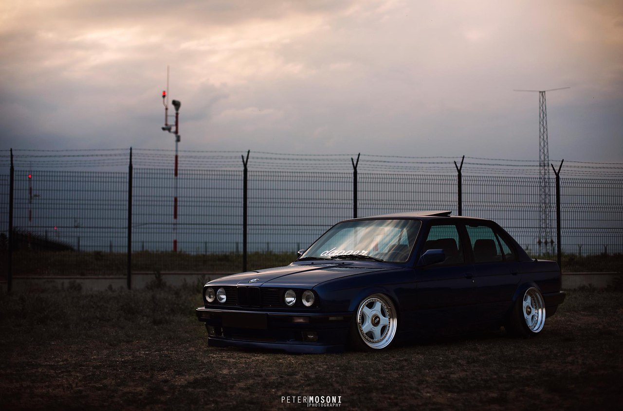 BMW 3 Series E30 - 3