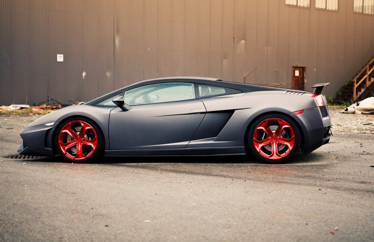 Lamborghini Gallardo Riding