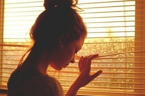 Каждый день судьбу благодарю. Каждый вечер подвожу итоги. Не сверяюсь по календарю, Дорожу сегодня ...