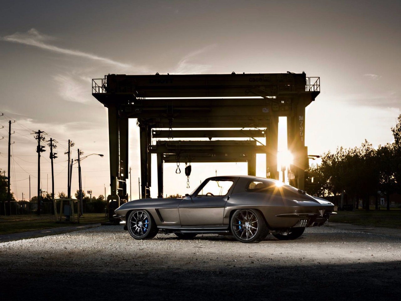 1967 Corvette Fitted With ZR1 Supercharged LS9 and HRE Wheels - 2