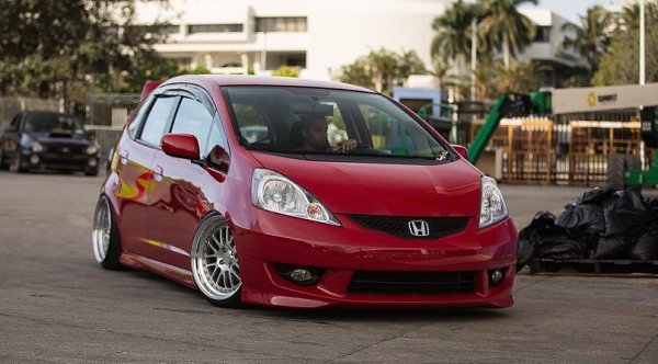 Honda Fit.