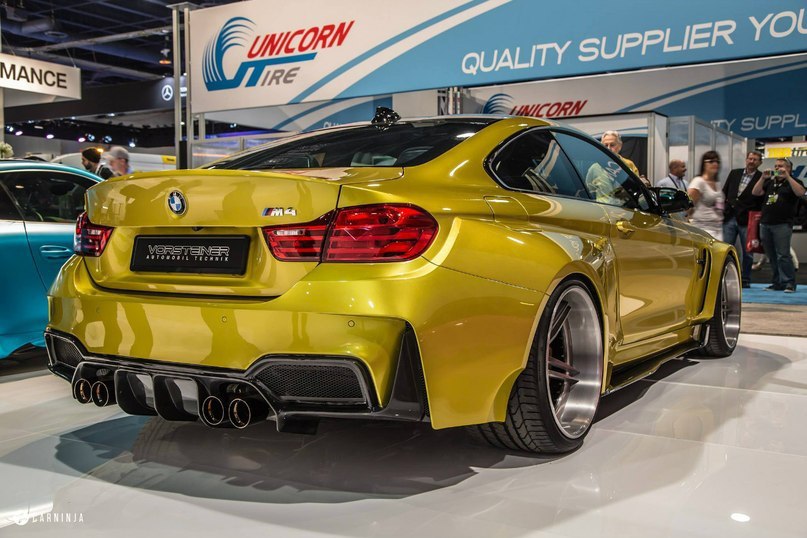 BMW M4 by Vorsteiner