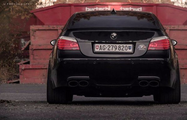 BMW M5 (E60) - 8