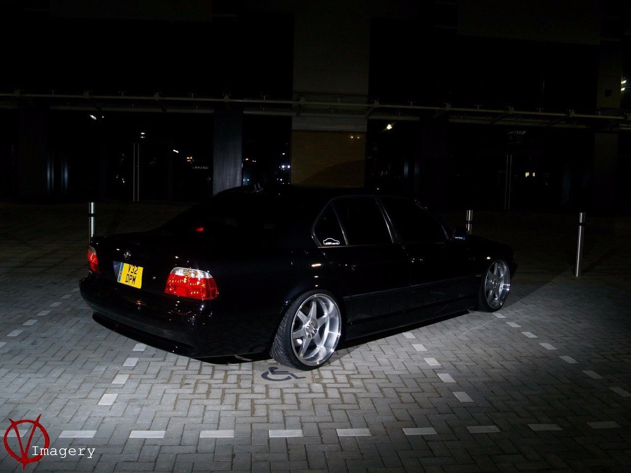 BMW e38 - 4