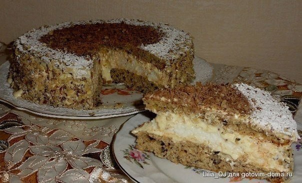 Торт "Киевский" Ингредиенты: Для коржей: - 8 яичных желтков - 1,5 стакана сахара - 200 ...