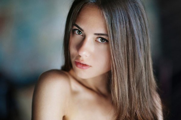Photo by Maxim Maximov
