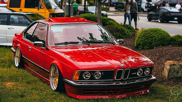 BMW M6 E24