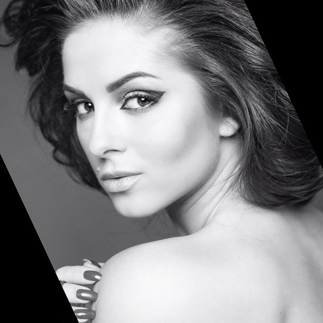 Photo by @withkro.Hair & Make up by - @elviriusss Look by - @isvetastyle