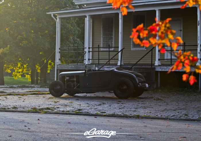 1927 Ford Roadster - 10