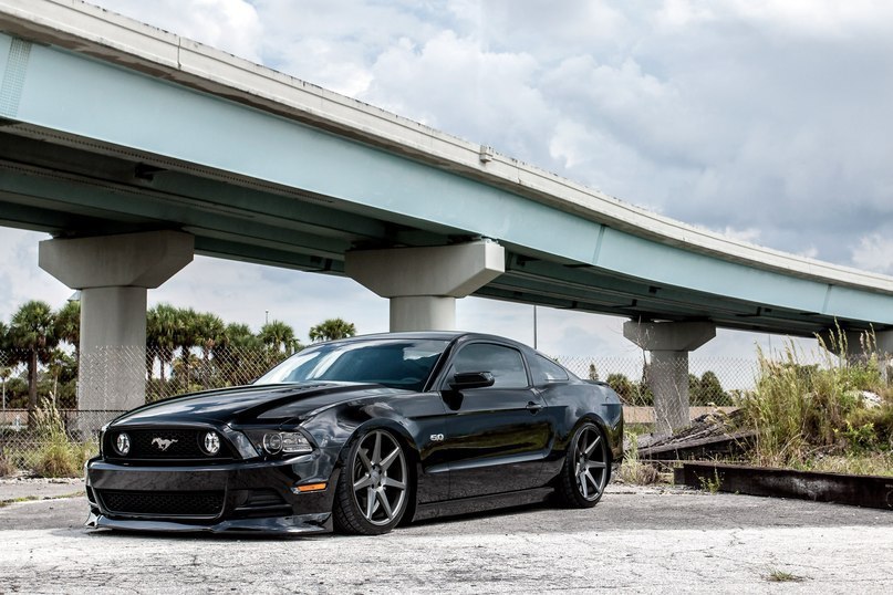 Ford Mustang - 5