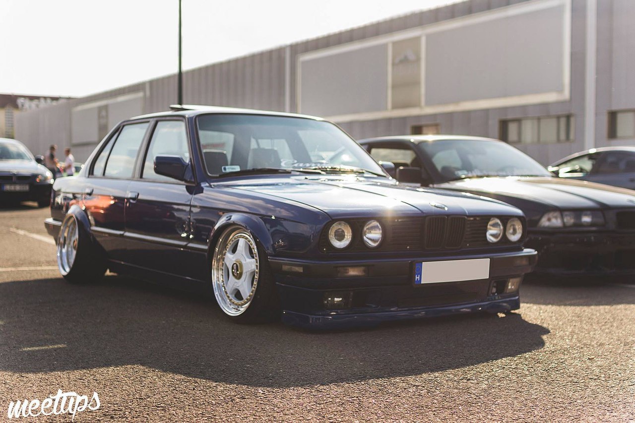 BMW 3 Series E30