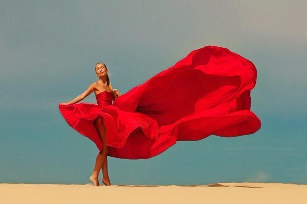Рано вышла замуж - залетела. Не вышла замуж - ни кому не нужна. Не можешь найти нормального мужика - ...