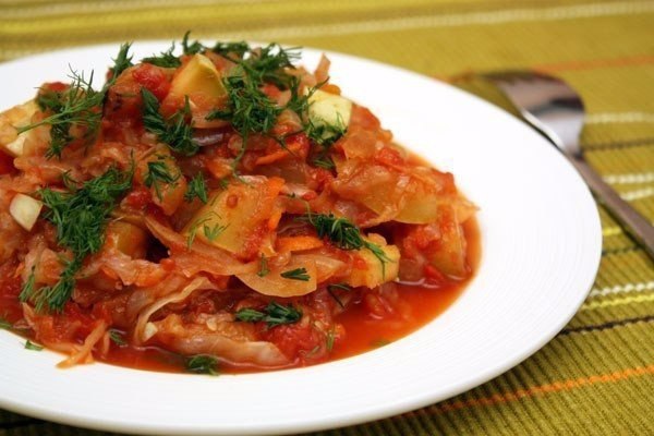 Постное овощное рагу.2 морковки, 1 цуккини, 200 г шампиньонов, половина корня сельдерея, 400 г ...