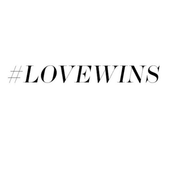  ! #lovewins        ,   ...