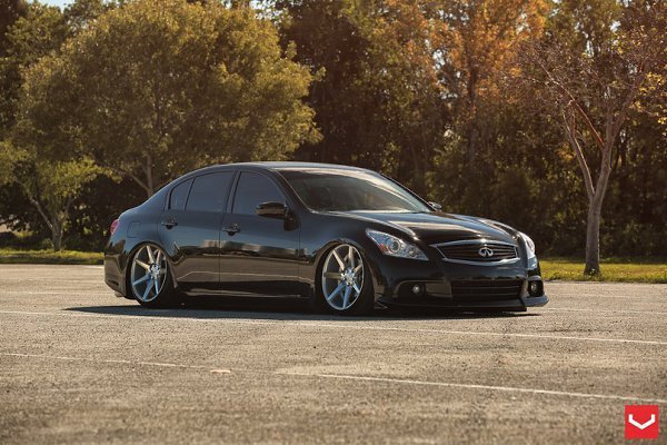 Infinity G37 - 10