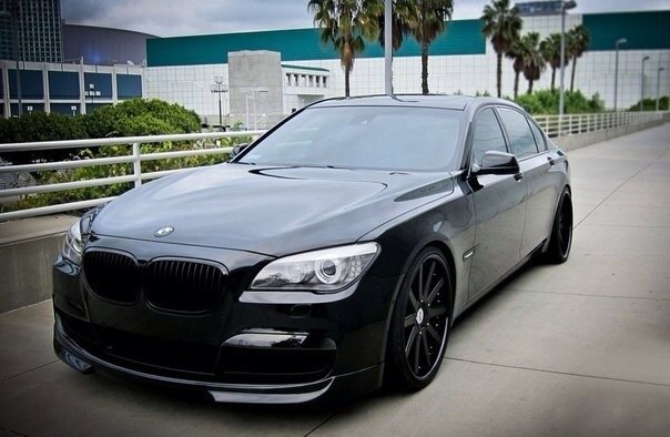 BMW 7 Series F02