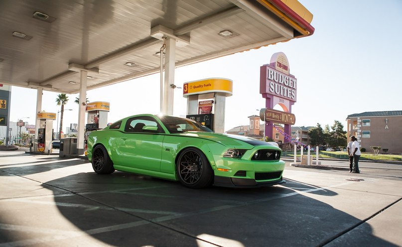 Ford Mustang RTR.