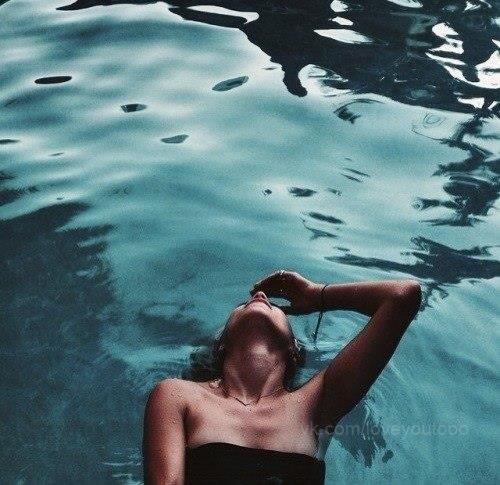 Говорят, если человек ушел, то,значит, это не твой человек. Тогда объясните мне, почему ради этого ...