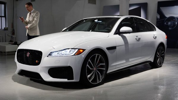 Jaguar XF 2016